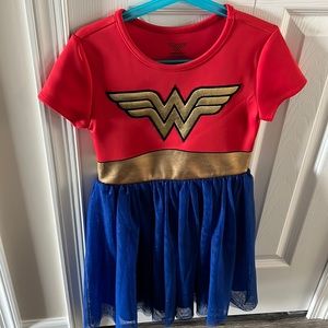 Halloween Girls Wonder Women costume